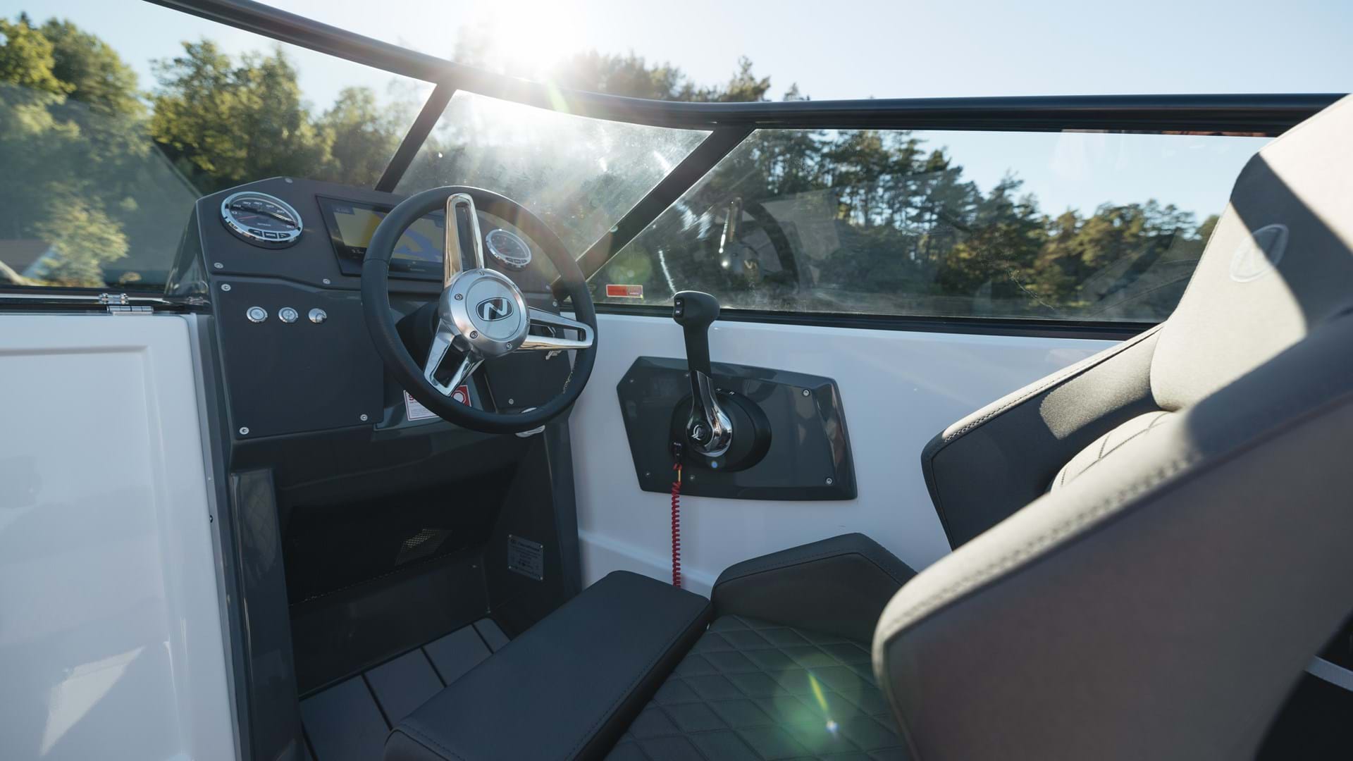 Nordkapp Avant 605 Bowrider 24